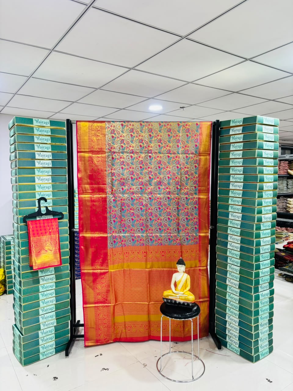 Richie Rich Fancy Silk Blend Saree with Elegant Look