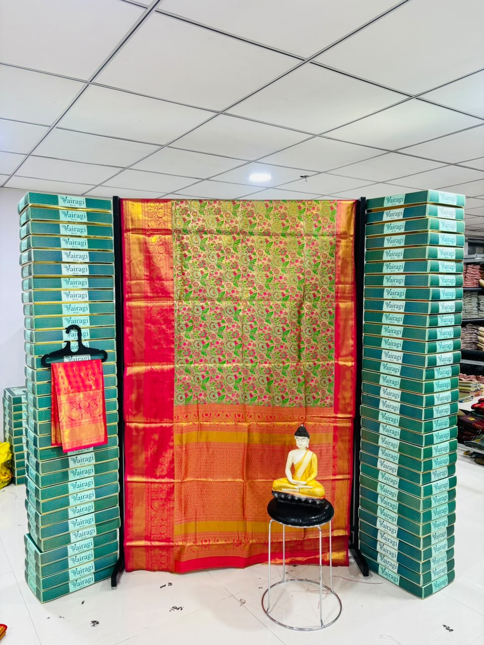 Richie Rich Fancy Silk Blend Saree with Elegant Look