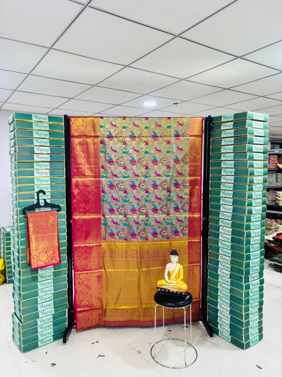 Richie Rich Fancy Silk Blend Saree with Elegant Look