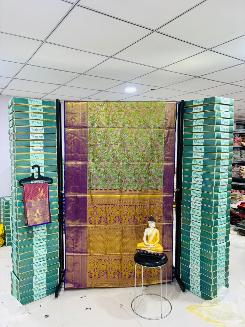 Richie Rich Fancy Silk Blend Saree with Elegant Look