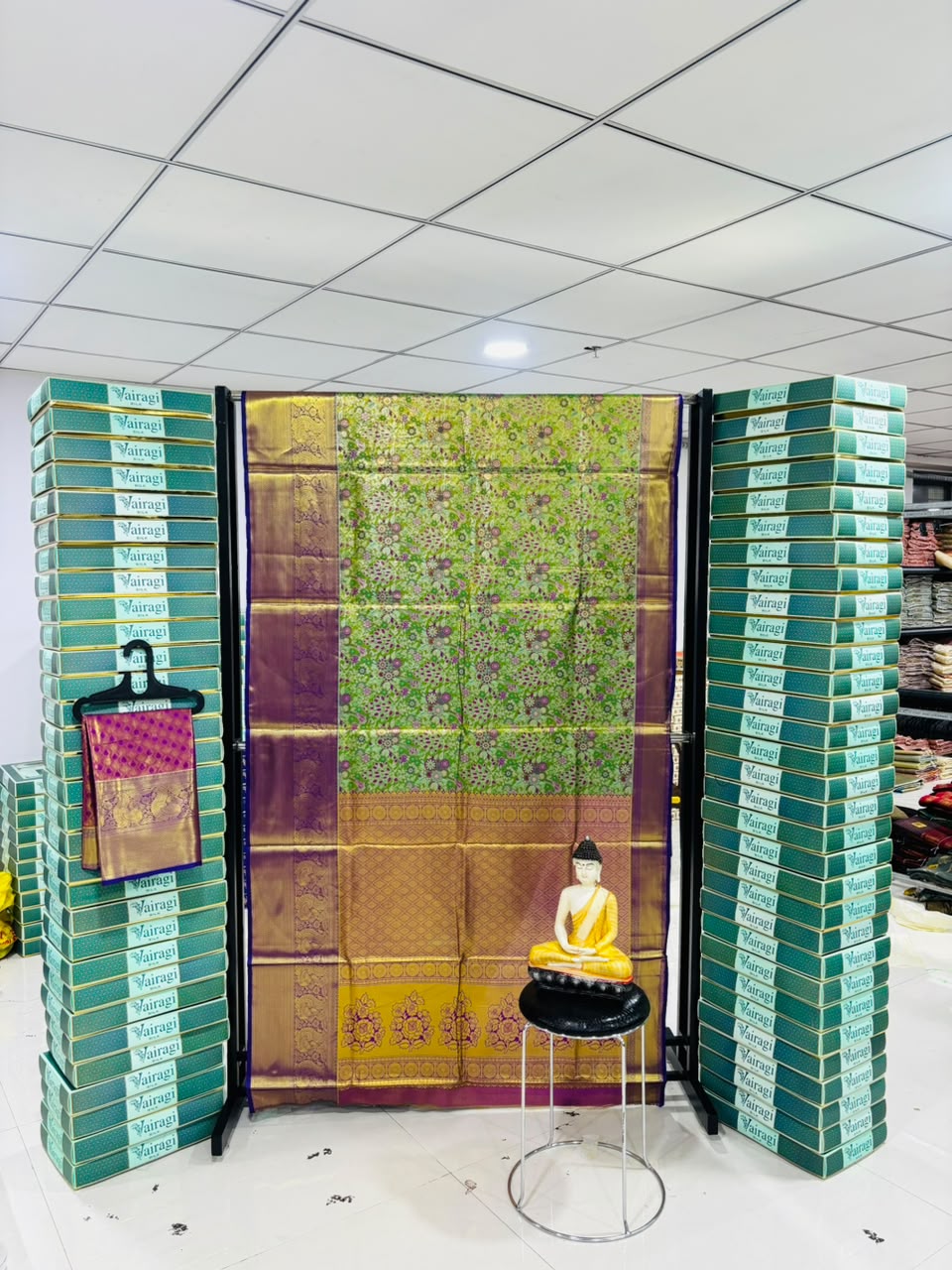 Richie Rich Fancy Silk Blend Saree with Elegant Look