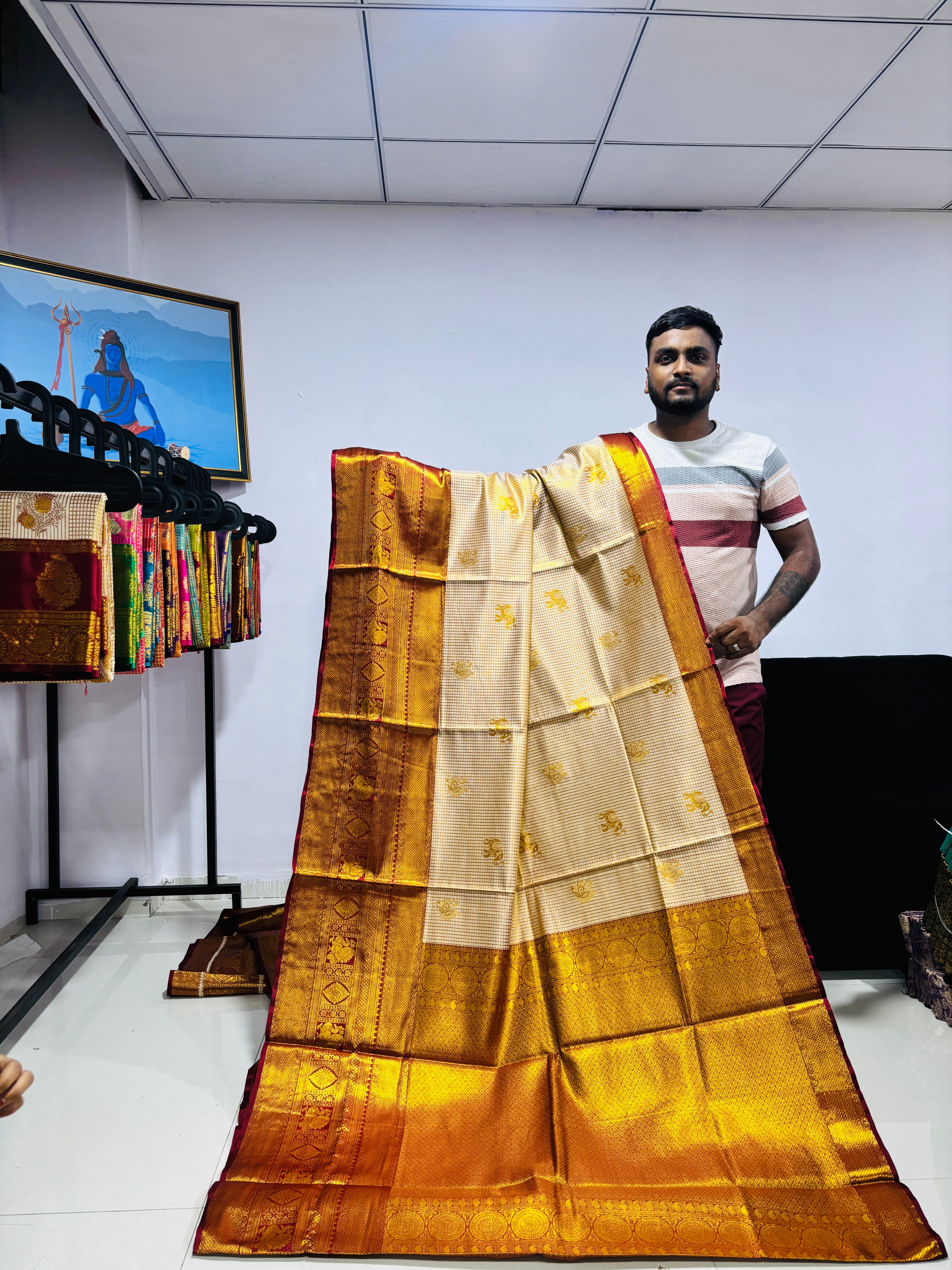 Pattu Silk Saree (VC VINTAGE CHECKS)
