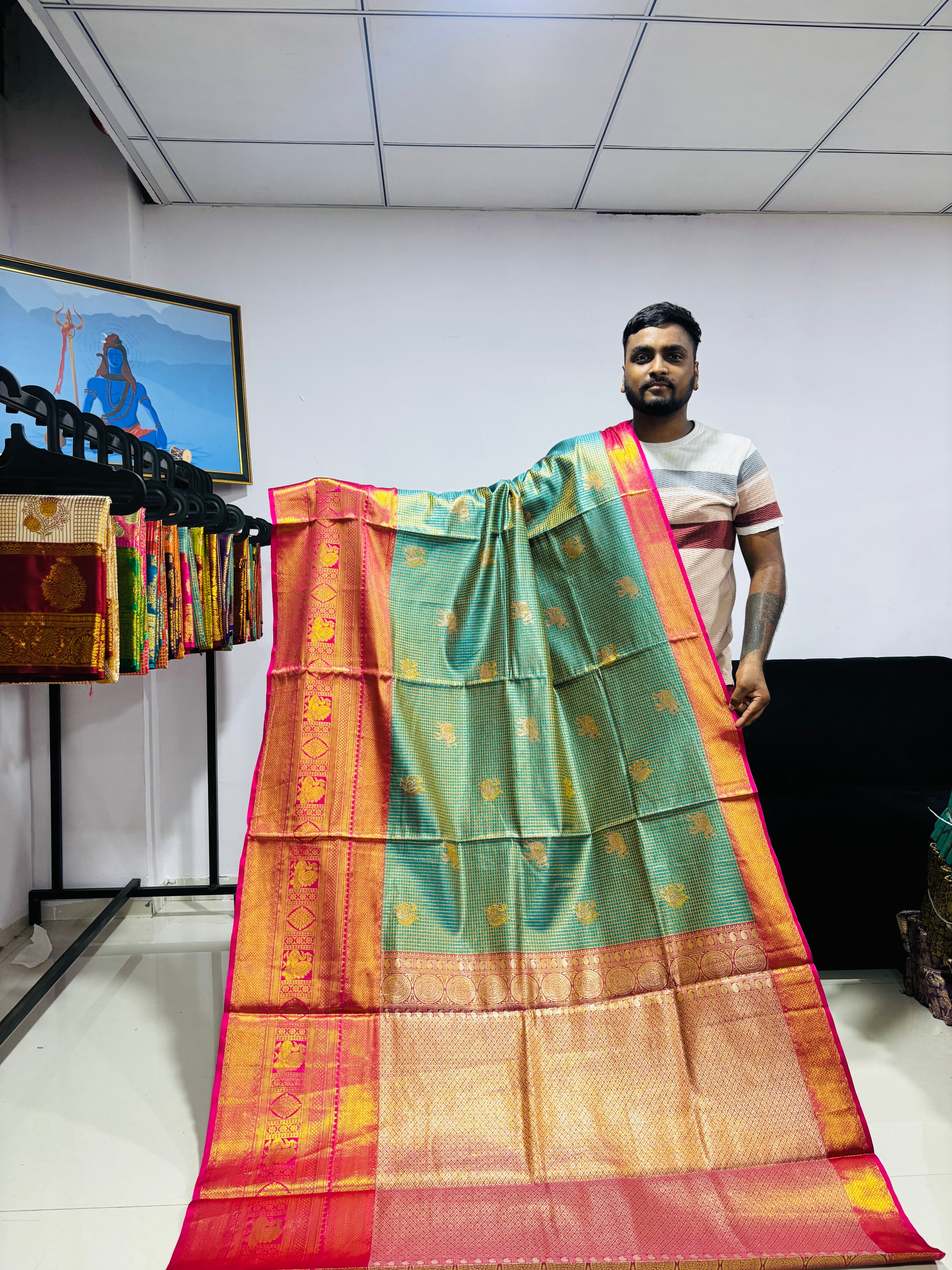Pattu Silk Saree (VC VINTAGE CHECKS)